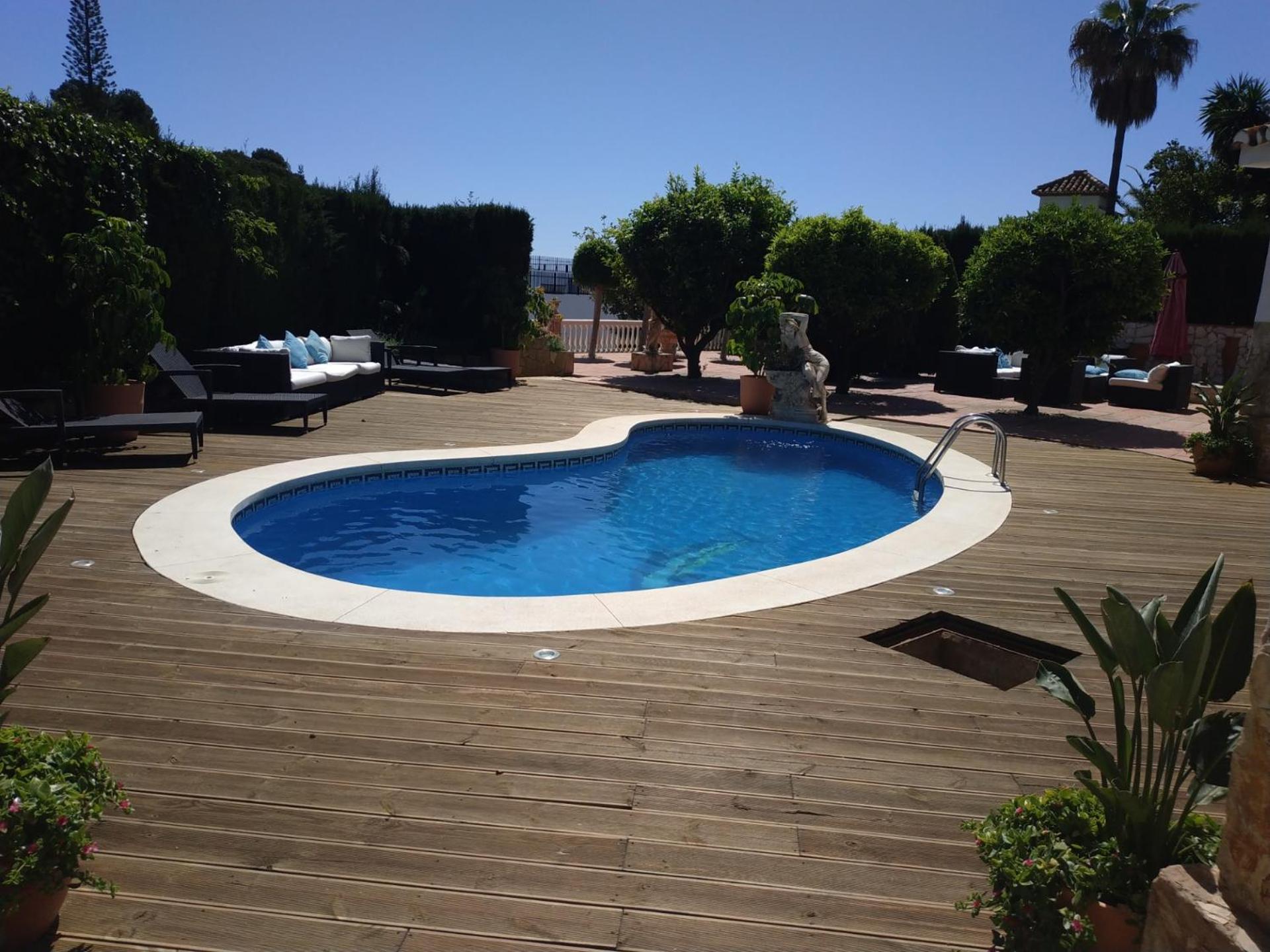 Summer Offers! Fabulous Luxury Villa Near The Beach Sleeps 8 Benalmádena Exteriör bild