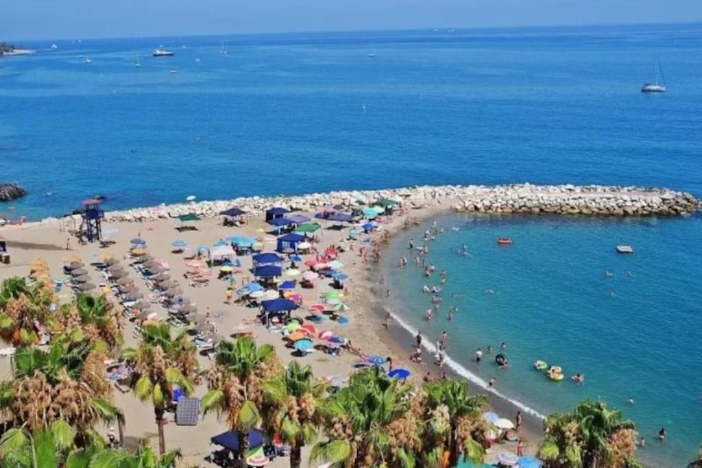 Summer Offers! Fabulous Luxury Villa Near The Beach Sleeps 8 Benalmádena Exteriör bild